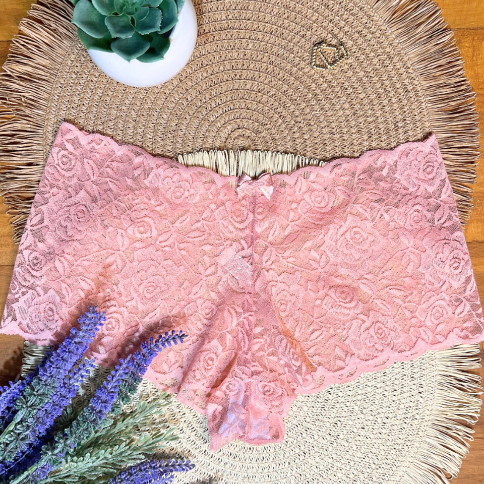 Kit Calcinha Short Rendada Leonora (PROMOÇÃO LANÇAMENTO - FRETE GRÁTIS SÓ HOJE)