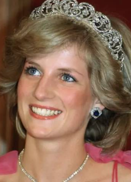 Colar Diana Princess Inspiration (Promoção de Lançamento: UNIDADES LIMITADAS!)
